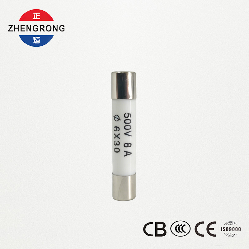 High-Quality 6*30mm R058 Fuse 8A para sa mga International Distributor